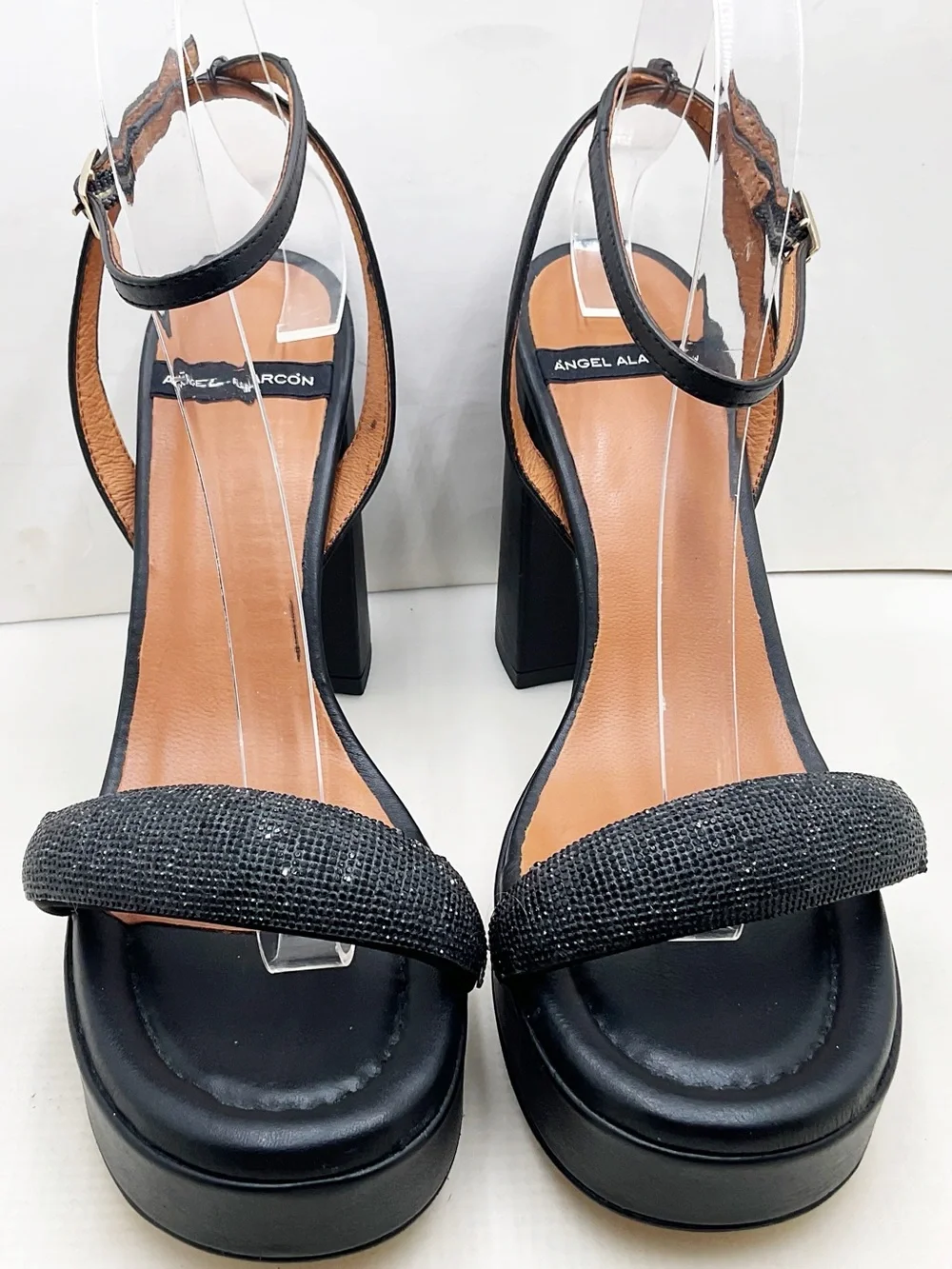 🆕{Angel Alarcon} Embellished Platform Sandals
